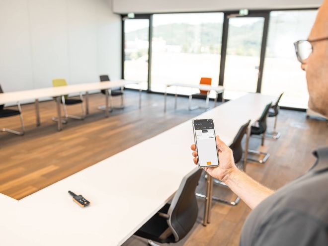 testo 535 - Digital CO2 measuring instrument with App connection