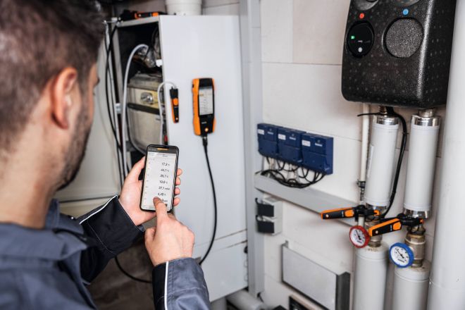 Flue Gas Analyser Set (O2, CO up to 4,000 ppm) with Printer - Testo 300