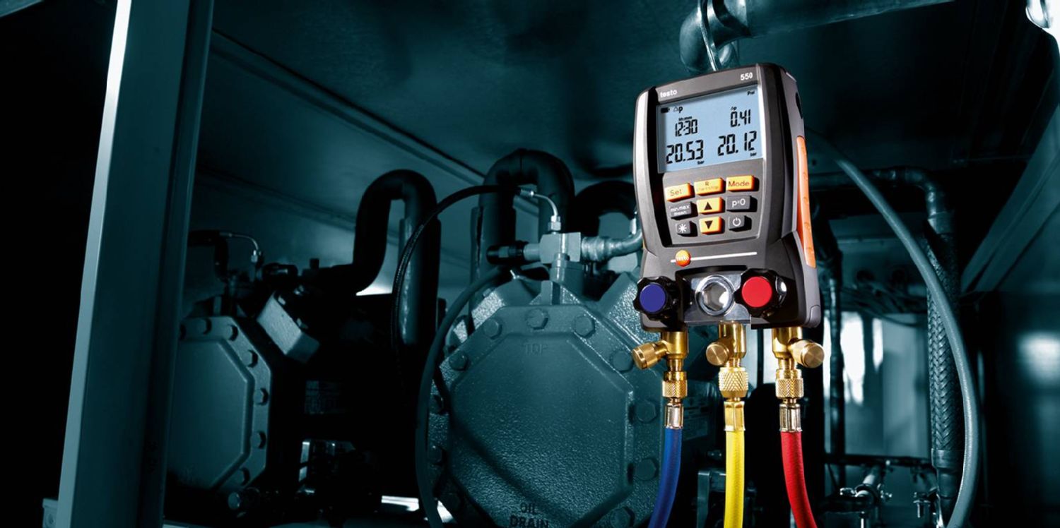What's the difference between a vacuum gauge and a pressure gauge?