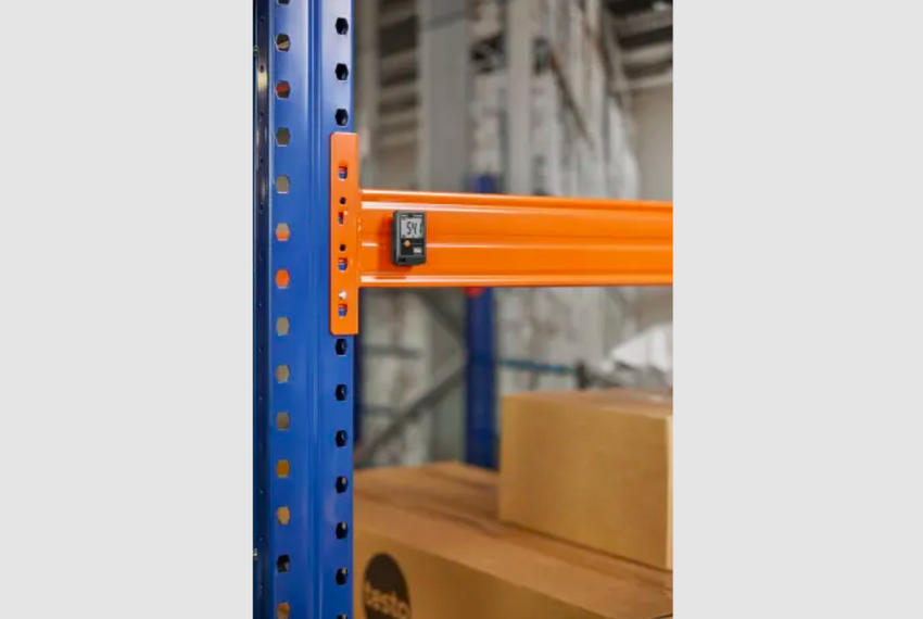 testo 174H BT - Mini data logger for temperature and humidity with Bluetooth® and app connection