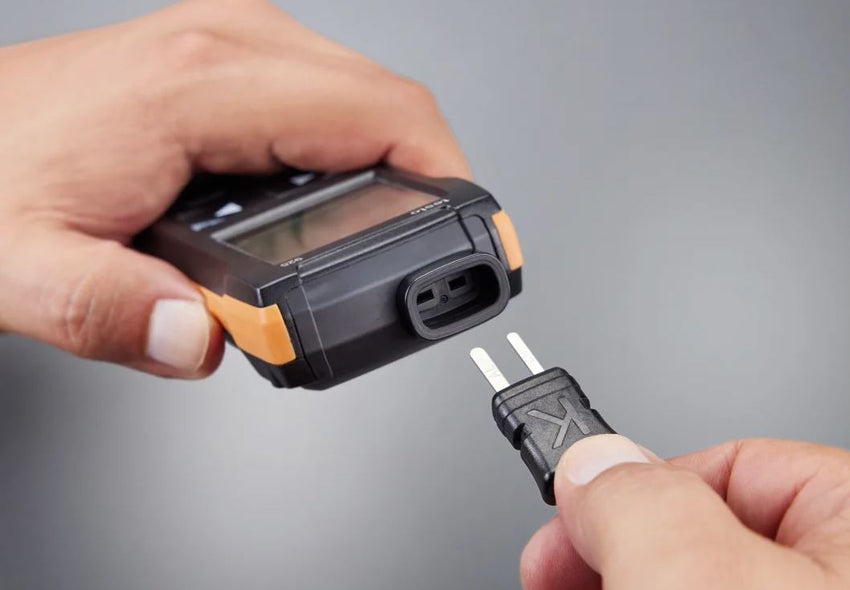 testo 925 - Temperature measuring instrument for TC Type K with App connection