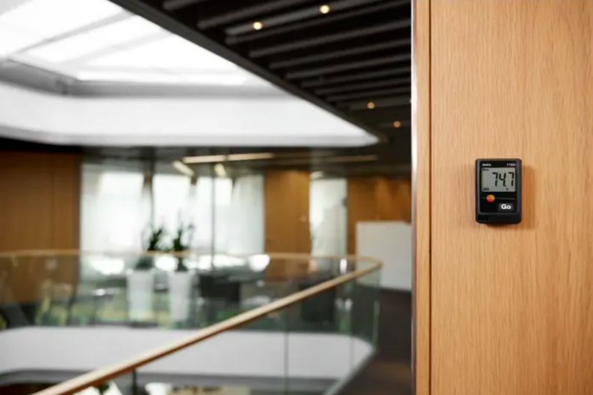 testo 174 H - Mini data logger for temperature and humidity with USB-C and PC Software