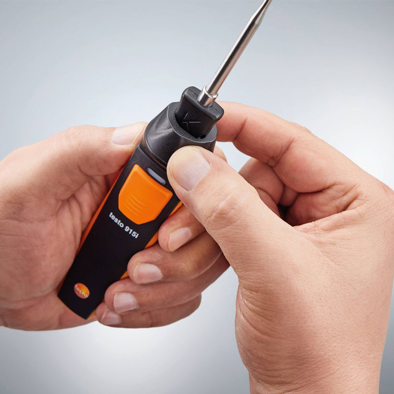 Thermometer with Temperature Probes and App  | Testo 915i